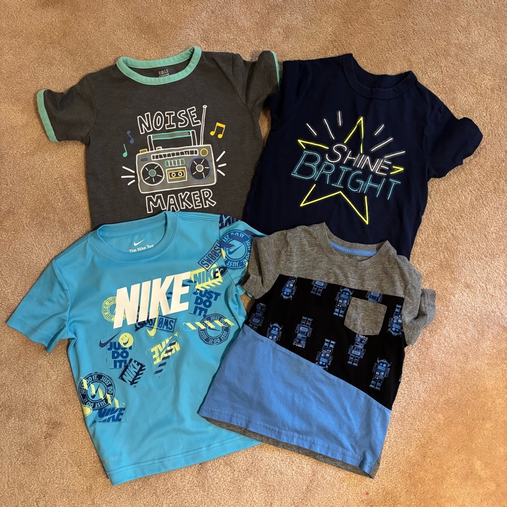 Boys 4T Bundle of 4 t-shirts